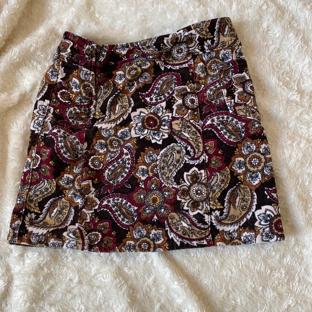 Paisley Skirt - Picture 2 of 2